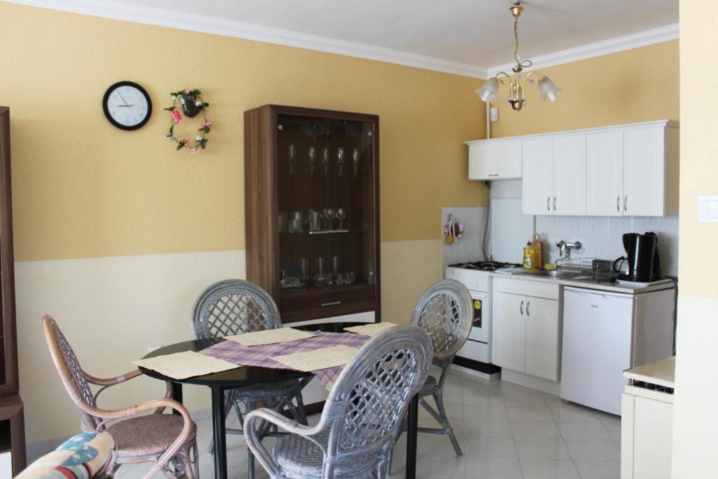 Orwa apartmanok - Cédrus köz Zalakaros Szoba fotó